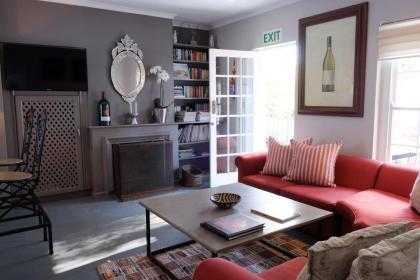 Constantia White Lodge Guest House - image 19