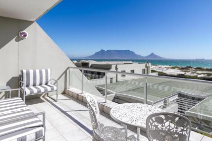 Dolphin Beach C105 by HostAgents Cape Town