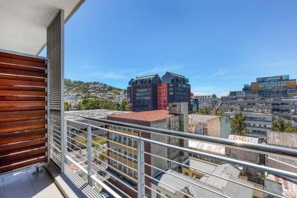 Backup-Powered Trendy City Balcony Apartment - image 17