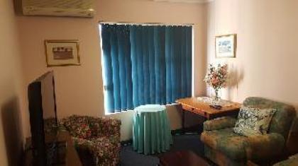 Durbanville Stay: 3 bedroom apartment - image 17