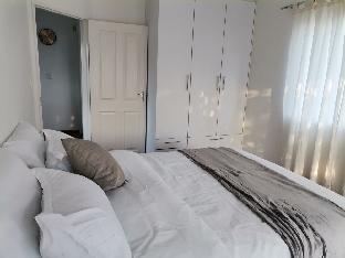 Exquisite 2 x Bedrooms in a Peaceful Area - image 2