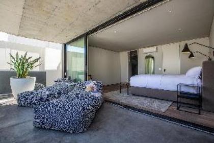 Villa Pietra - Camps Bay - image 16