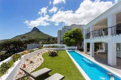 Casa Blanca - Camps Bay - image 2