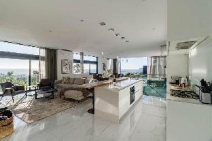 Strathmore Heights - Camps Bay - image 12