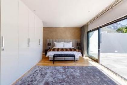 Strathmore Heights - Camps Bay - image 15