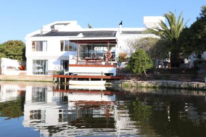 Admiralty Bed & Breakfast Cape Town