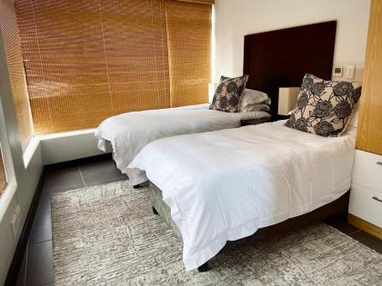 Lovely one bedroom in The Glen Camps Bay - image 6