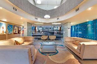 Waterfront Apartment in Cape Town! - main image