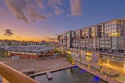 Waterfront Apartment in Cape Town! - image 17