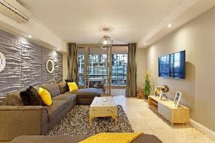 Waterfront Apartment in Cape Town! - image 8