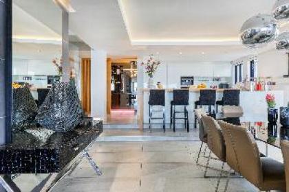 Barley Beach Luxury Penthouse - Camps Bay - image 11