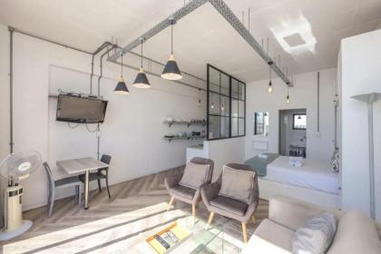 Homely Studio Apartment in Cape Town - image 8