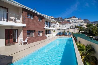 Camps Bay Family Apartments - image 8