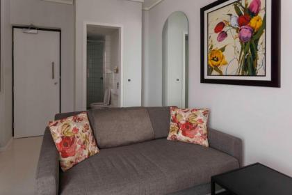 Sea Point Luxury Best Position 1 Bedroom Apartment Queen Size Bed & Inverter For TV - image 14