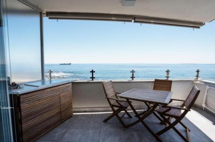 Luxe Seaside Apartment with Ocean Views - image 1