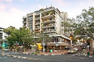 Vibrant Green Point Apartment  Pool Deck - image 7