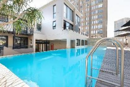 Oasis on Adderley  1-bed Loft  Balcony  Pool - image 20