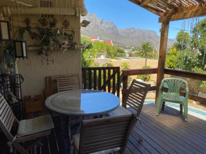 Room in Guest room - Living In Camps Bay Blue - image 17