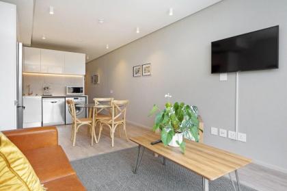 Vibrant Studio Apartment in Trendy De Waterkant - image 13