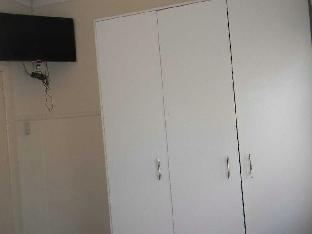 M2T Guest House - image 5