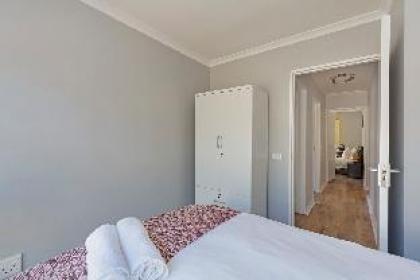 Three Bedroom Holiday Home - Royal Ascot Cape Town - image 11