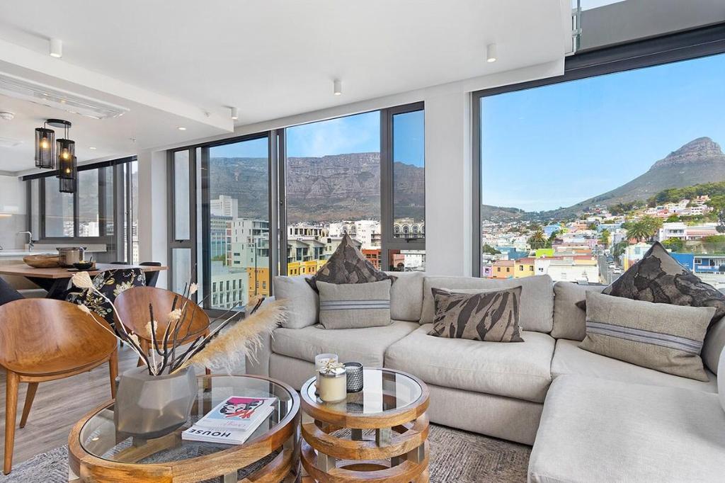 Panoramic Mountain Views - 702 on Strand Cape Town - main image