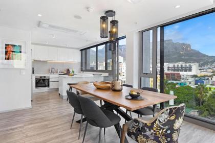 Panoramic Mountain Views - 702 on Strand Cape Town - image 18