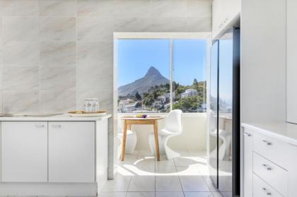 Callisto Camps Bay - Villa with Pool & Ocean Views - image 20