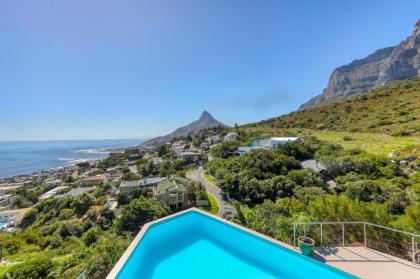 Callisto Camps Bay - Villa with Pool & Ocean Views - image 8