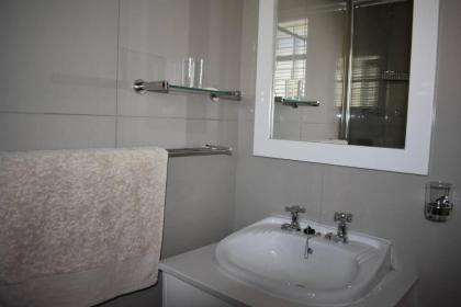 Devonshire 2 Bed apartment Green Point - image 14