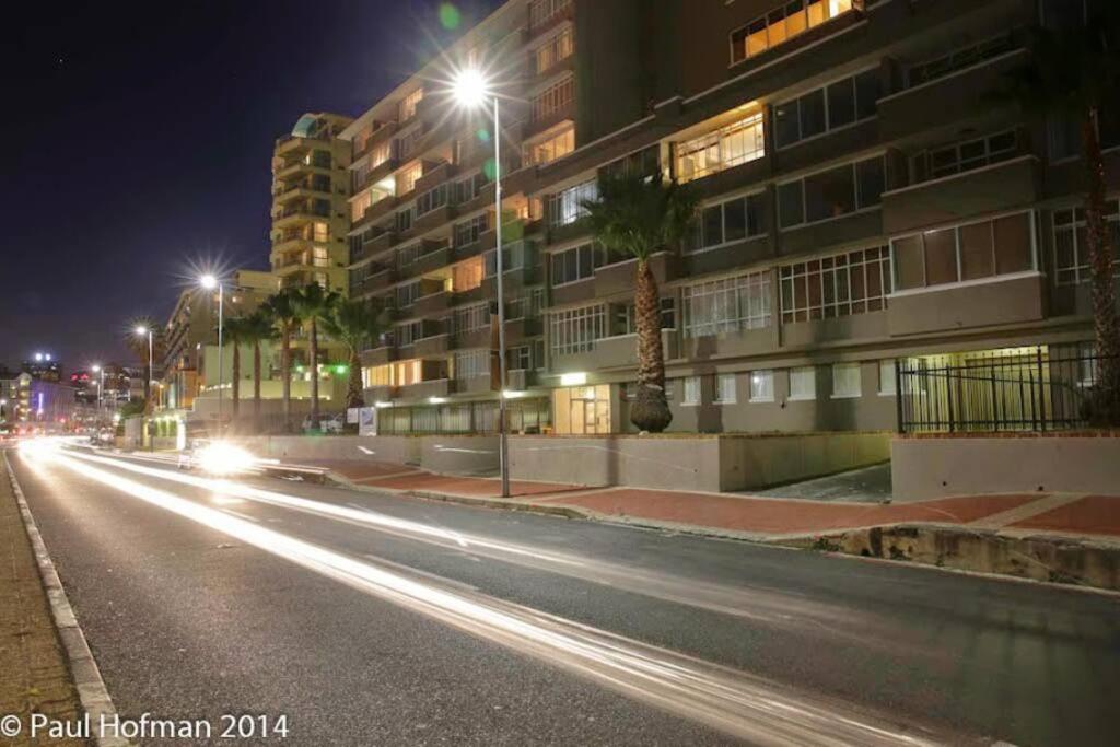 Devonshire 2 Bed apartment Green Point - image 7