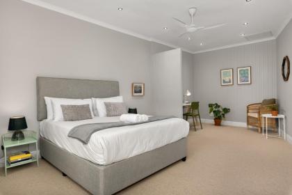 Shaftesbury Luxury Apartments - image 14