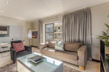 Centrally located 1 bedroom with pool