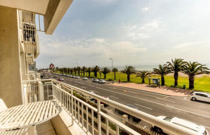 Mouille Point Places - Studios & Apartments