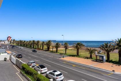 Mouille Point Places - Studios & Apartments - image 15