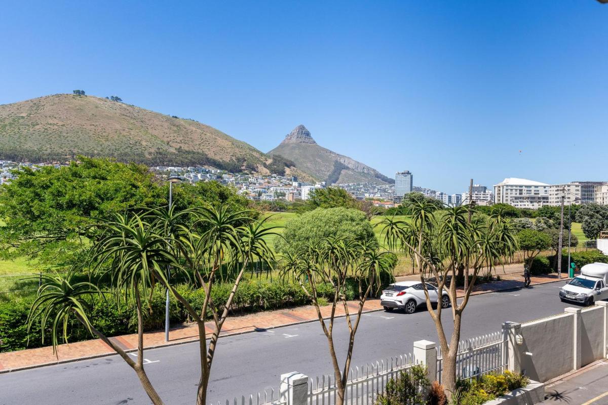 Mouille Point Places - Studios & Apartments - image 7