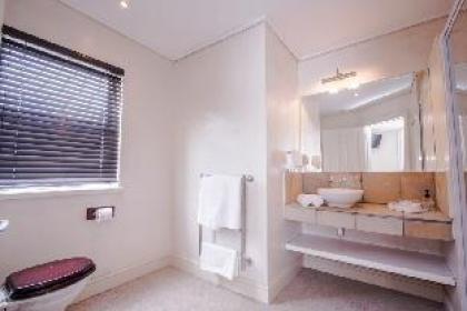 Finchley Guest House - image 15