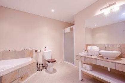 Finchley Guest House - image 2