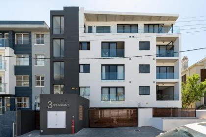 3 On Albany Luxury Apartments - image 12