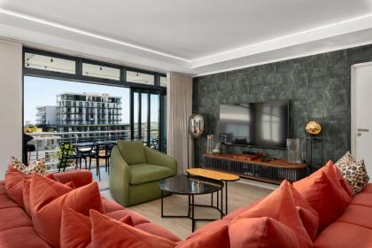 Penthouse Living in Sea Point l Ocean Views