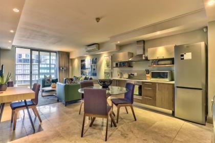 Luxury 1 Bedroom apartment in Canal Quays Cape Town 