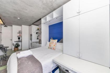 Modern Tranquil Studio Apartment Cape Town CBD! - image 11