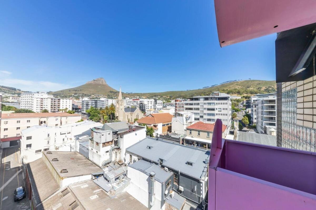 Modern Tranquil Studio Apartment Cape Town CBD! - image 5