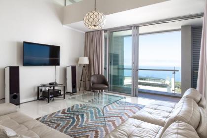 The Crystal - Spectacular Sea Views In Camps Bay - image 13