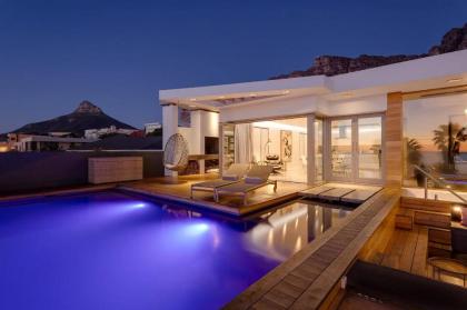 Skyline Views Modern 5-Bedroom Vacation Villa with Incredible Ocean Views - image 14