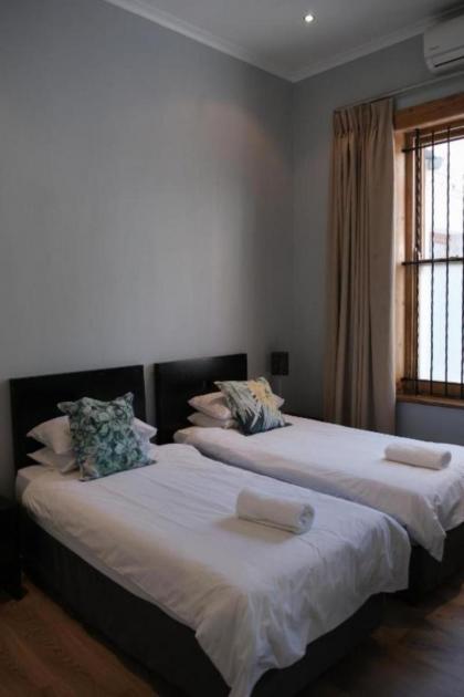 Long Street Boutique Hotel Self Catering Apartments - image 10