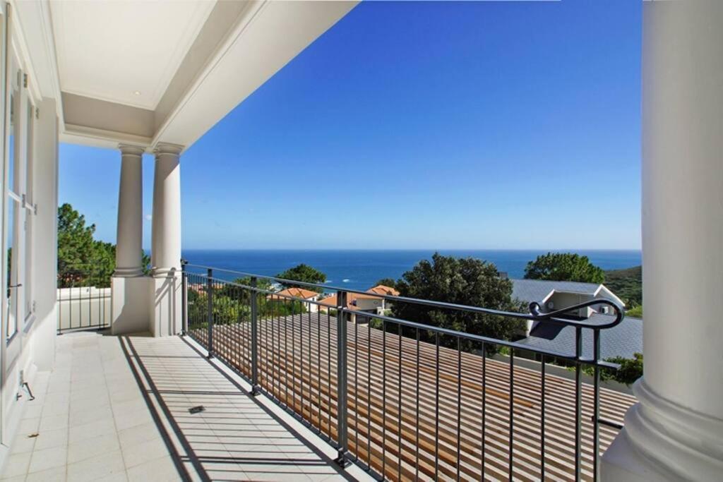 Serene 4 Bedroom Luxury Kid Friendly Villa Camps Bay Cape Town - image 5