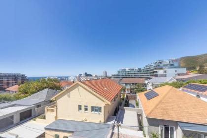 Seaside Studio Apartment 9 mins to Queens Beach! - image 17