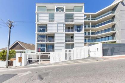 Seaside Studio Apartment 9 mins to Queens Beach! - image 5