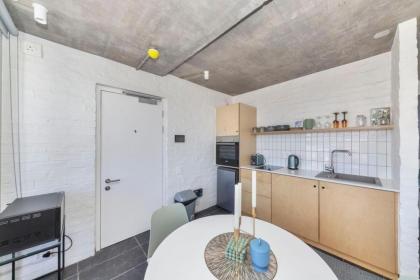 Seaside Studio Apartment 9 mins to Queens Beach! - image 8